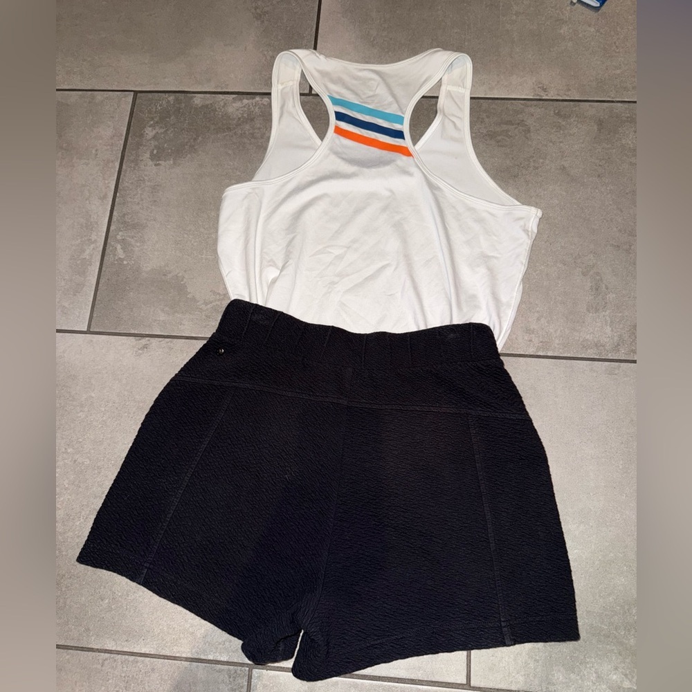 Zella Black Textured High Waisted Athletic Shorts Size Small - Picture 3 of 14